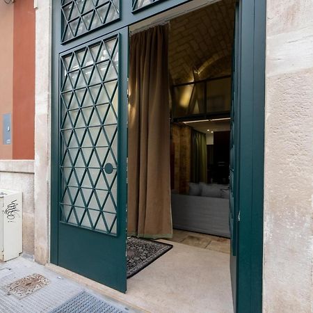 Stazione & Politecnico Stylish Apt With Netflix Bari Exteriör bild