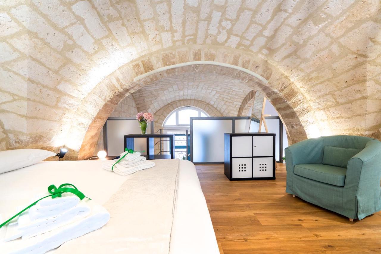 Stazione & Politecnico Stylish Apt With Netflix Bari Exteriör bild