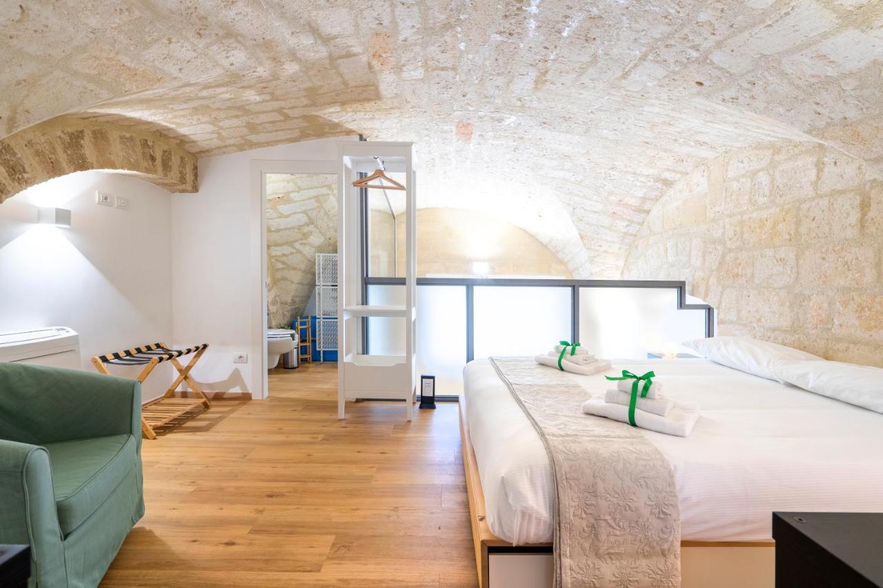 Stazione & Politecnico Stylish Apt With Netflix Bari Exteriör bild