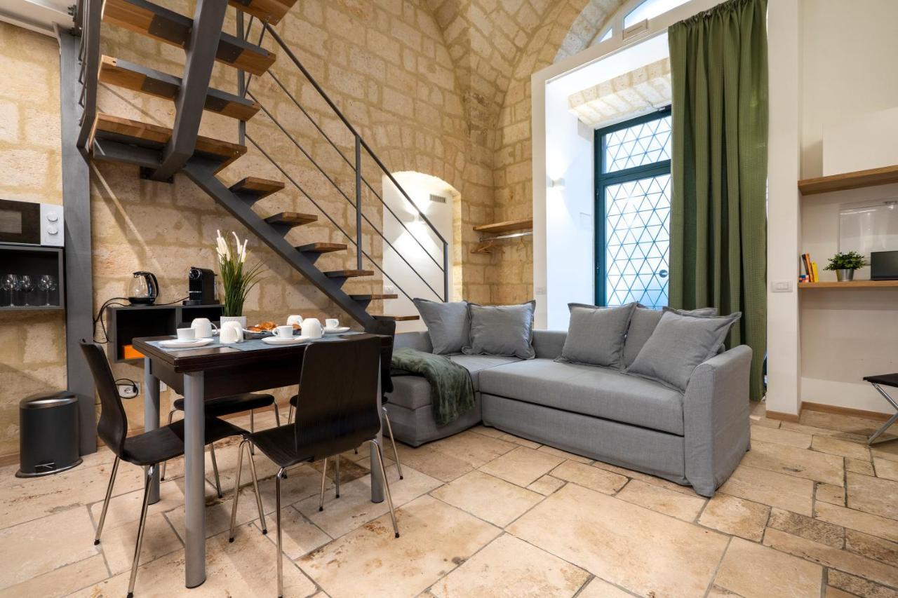 Stazione & Politecnico Stylish Apt With Netflix Bari Exteriör bild